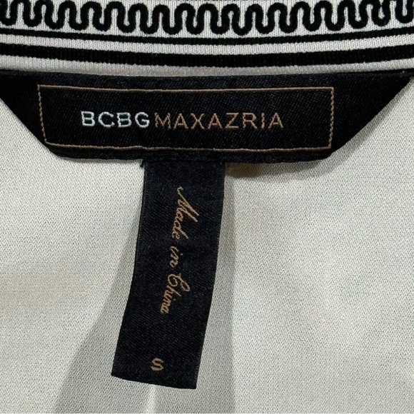 BCBGMaxAzria size S faux wrap black and white top - Picture 12 of 12